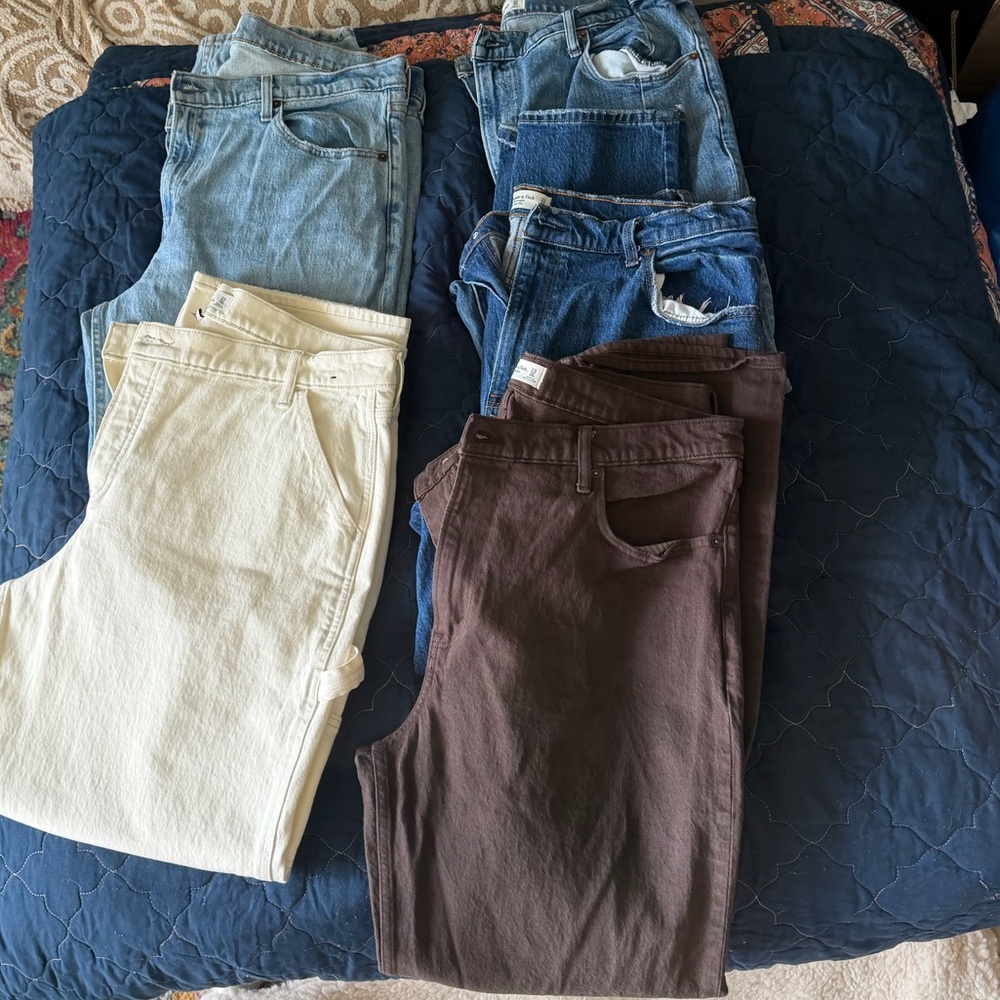 Abercrombie & Fitch Jeans & Pants Bundle in Light Blue, Dark Blue, Cream & Brown